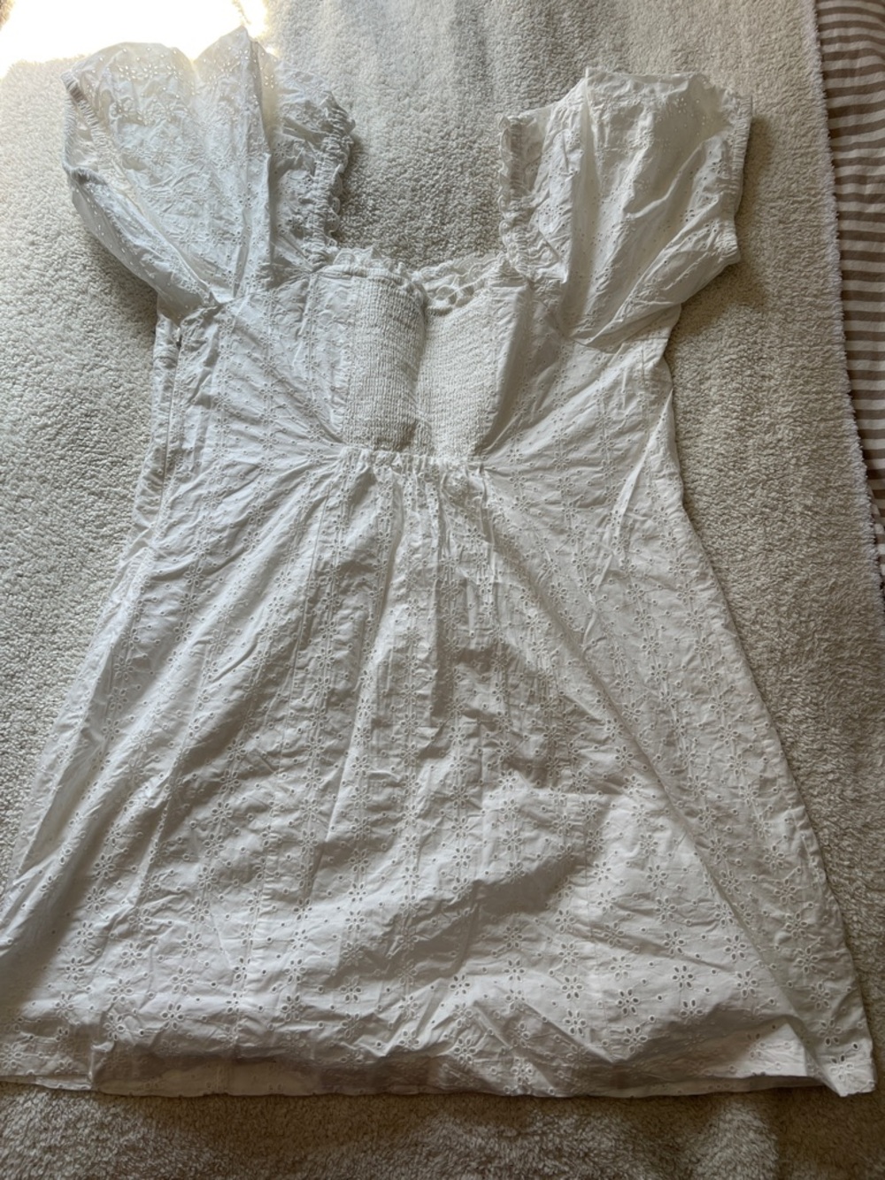 GAP White Eyelet Mini Dress with Button Front - Picture 3 of 4
